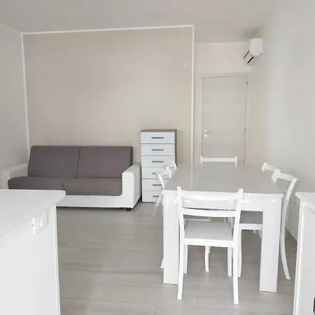 A Due Passi Sul Mare Apartmán